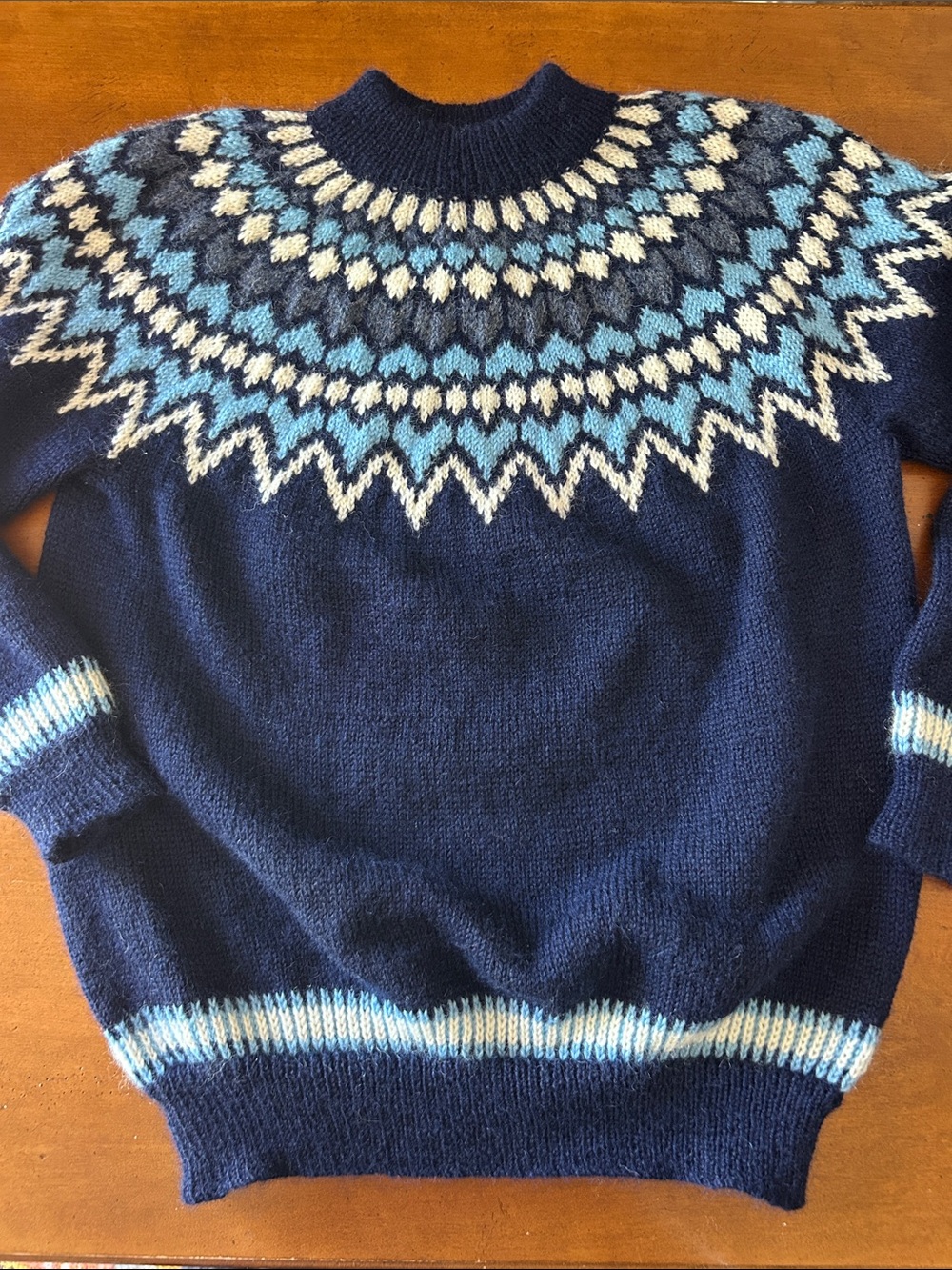 Vintage Dale of Norway Nordic Pure New Wool Navy Sweater
